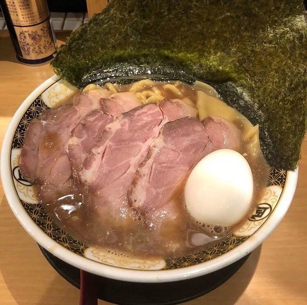 「特製ラーメン」@すごい煮干ラーメン凪 新宿ゴールデン街店 別館の写真