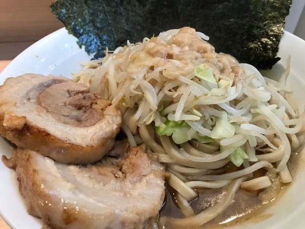 「ラーメン 700円 のり 100円」@麺屋 味方の写真