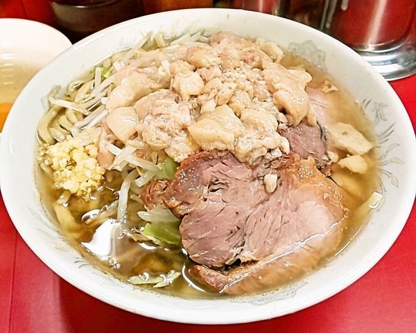 「小ラーメン＋生玉子」@ラーメン二郎 上野毛店の写真