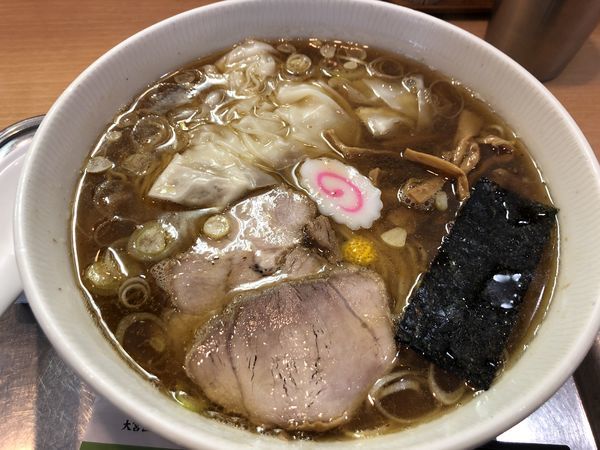 「ワンタン麺」@大宮大勝軒の写真