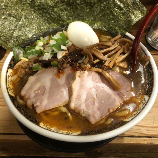 「スーパーゴールデン」@すごい煮干ラーメン凪 新宿ゴールデン街店 本館の写真