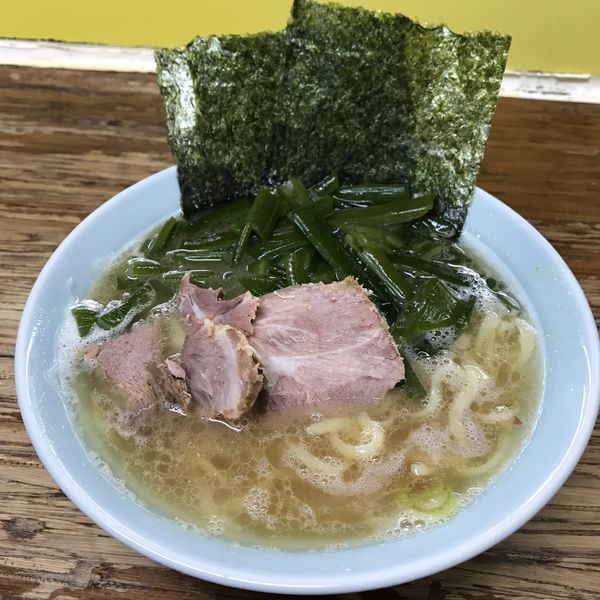 「ラーメン（￥700）＋クキワカメ（￥200）」@まこと家の写真