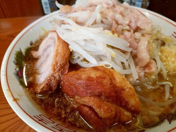「ラーメン（麺少なめヤサイ少し多めニンニクアブラ）」@ラーメン二郎 亀戸店の写真