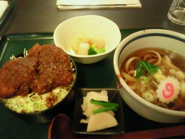 「ソースカツ丼セット 910円」@生きた味 つつみの写真