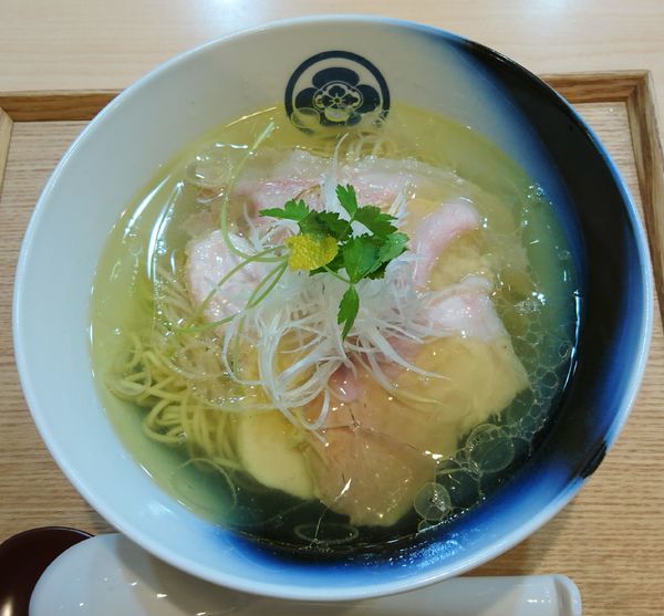 「塩らぁ麺」@飯田商店 湯河原本店の写真