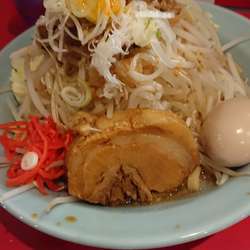 油そば　豚一枚モヤシ味玉トッピング