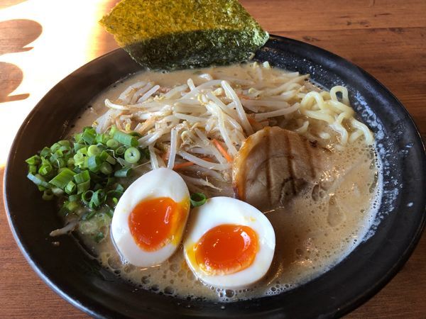 「白マル味玉味噌らーめん918円」@マルヤ商店の写真