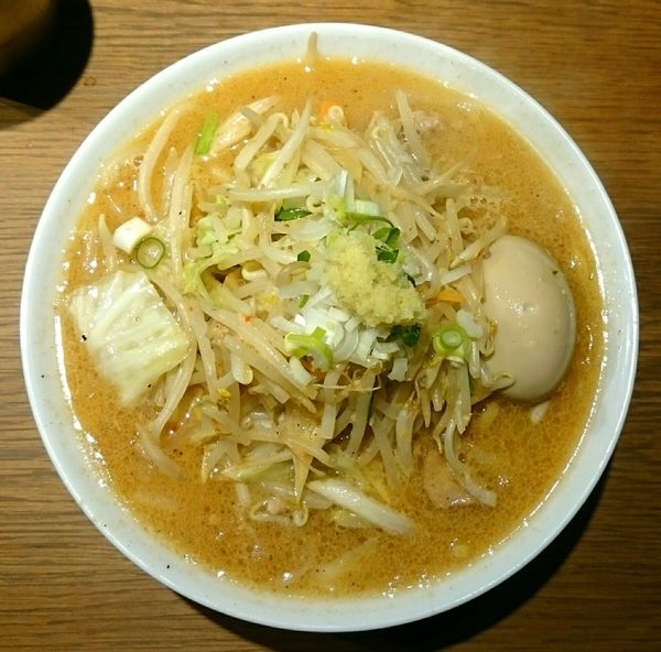 「味噌らあめん【季節限定】 味玉」@中華そば 二階堂の写真