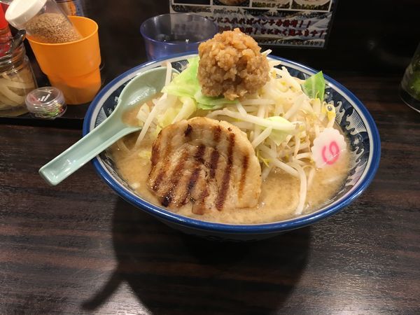 「ドカ盛り野菜ラーメン」@麺屋 武士道 本店の写真