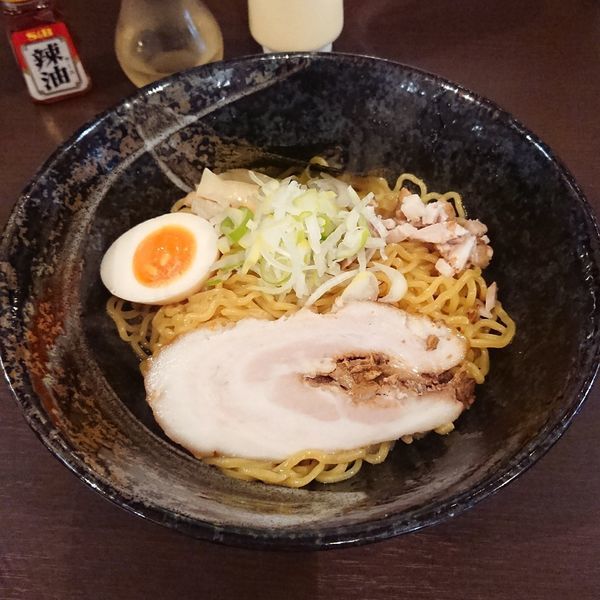 「やみつき油そば  @750円」@麺屋 慶の写真