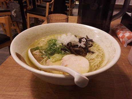 「淡麗鶏そば」@麺屋 こいけの写真