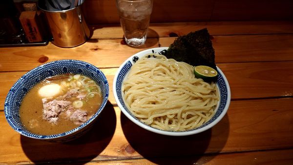 「濃厚特製豚崩しつけ麺（大盛り）」@つじ田 飯田橋店の写真