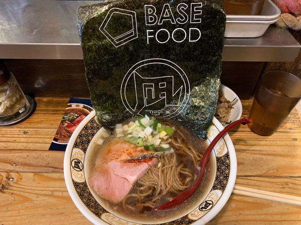 「BASE RAMEN 1080円」@すごい煮干ラーメン凪 新宿ゴールデン街店 本館の写真
