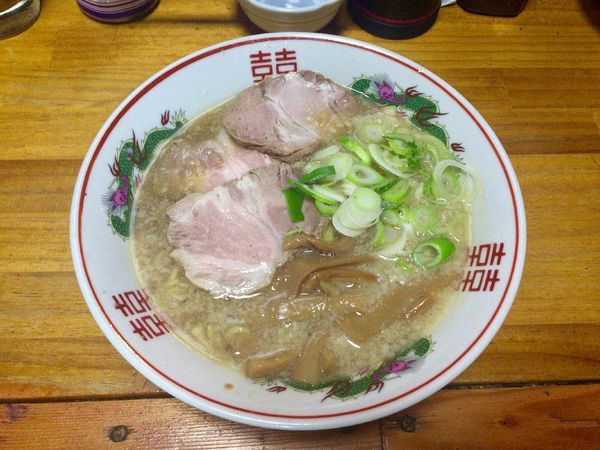 「豚骨しょう油ラーメン」@かどちゃんの写真
