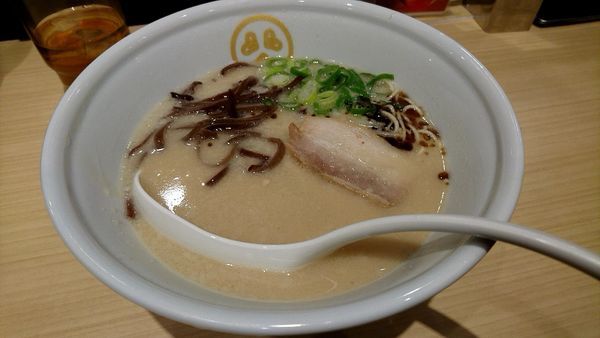 「特濃白　780円」@TOKYO豚骨BASE MADE by 一風堂 赤羽店の写真