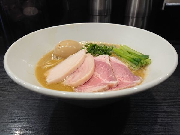 「特製濃厚魚介ラーメン」@麺や 福はらの写真