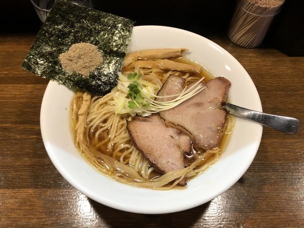 「濃厚鶏醤油らぁ麺」@Soupmenの写真