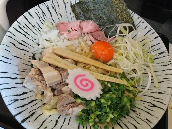 「濃厚玉子と比内地鶏の油そば」@麺匠えにしの写真