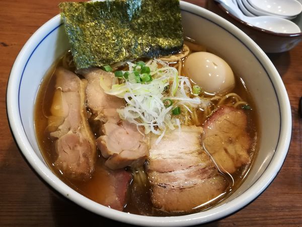 「12/22　醤油らーめん全部乗せ大盛り1,100円」@麺処 びぎ屋の写真