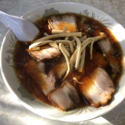 チャーシューワンタン麺