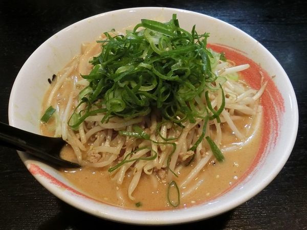 「8番ホワイト」@ドレファラシドの写真