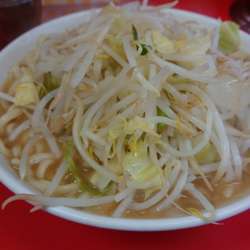 ラーメン小