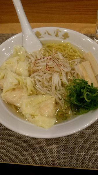 「海老ワンタンメン（塩）」@麺匠 八雲 本店の写真