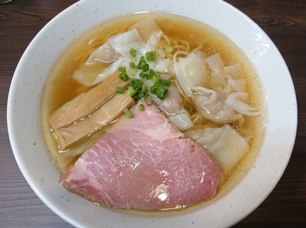 「塩ワンタン麺」@中華そば さわの写真