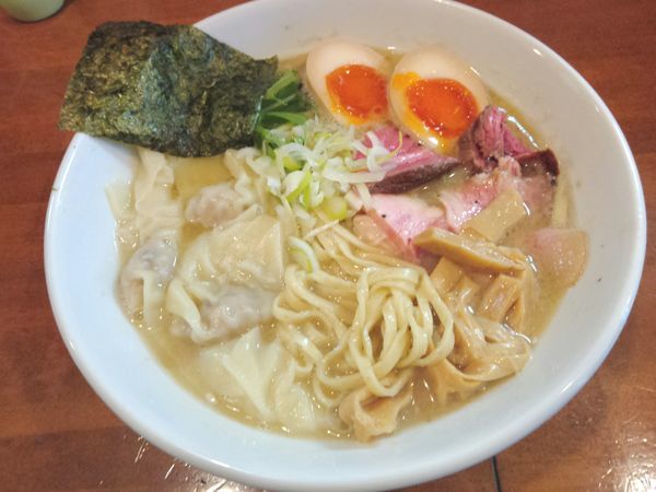 「ワンタン麺（塩） ￥850」@自家製麺ラーメンKの写真