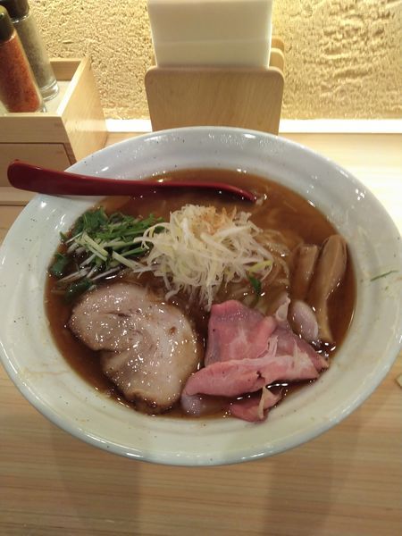 「焼きアゴラーメン」@焼きあご塩らー麺 たかはし 渋谷店の写真