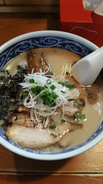「とんこつらーめん」@愚直の写真
