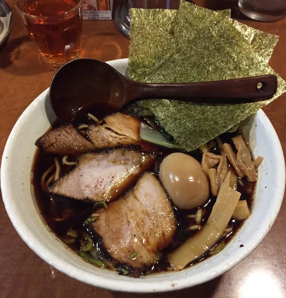 「醤油すぺしゃるらーめん濃い口」@本八幡だんちょうてーの写真