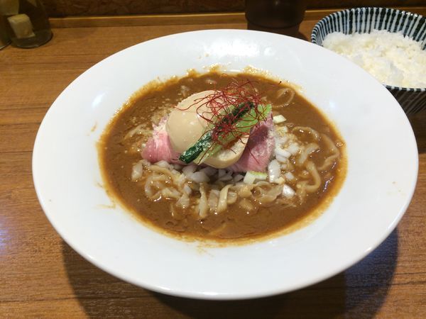 「エビカレーヌードル」@寿製麺よしかわ 川越店の写真