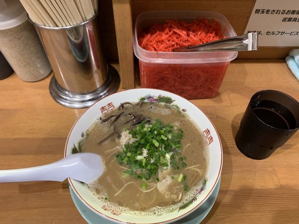「ラーメン」@しぇからしか 梅田店の写真