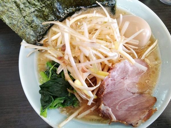 「ネギラーメン＋味玉」@ラーメン 吉田屋の写真