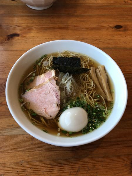 「煮干（醤油）＋味玉 850」@喜乃壺の写真