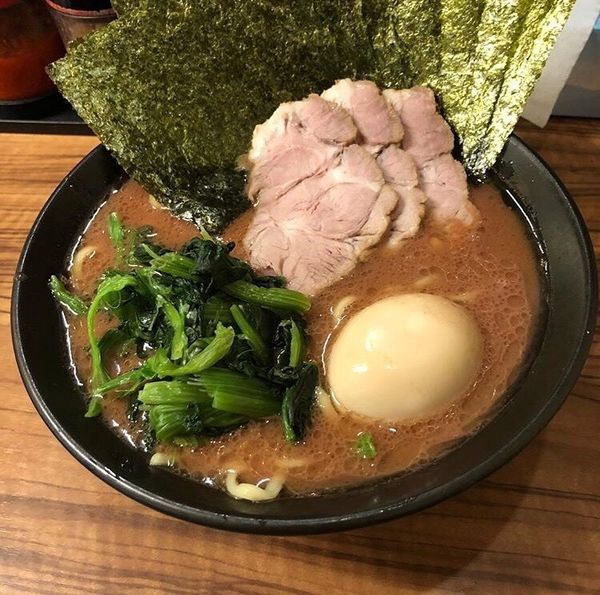 「全部のせラーメン」@横浜家系らーめん 二代目 武道家の写真