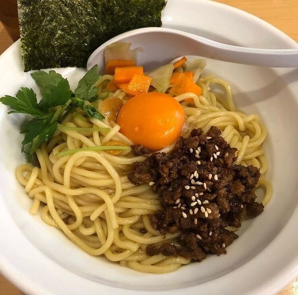 「にくまぜそば」@新橋 纏 京王高幡SC店の写真