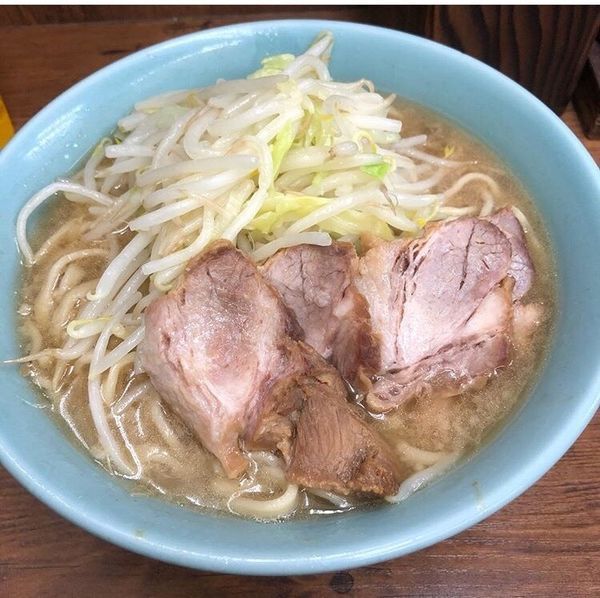 「ラーメンぶたいり」@ラーメン二郎 池袋東口店の写真