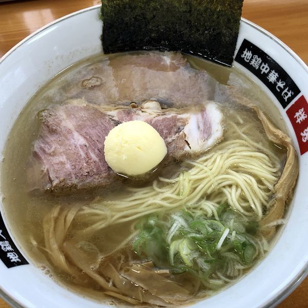 「限定塩バターラーメン」@地鶏中華そば 祥秀の写真