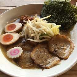 特製豚骨ラーメン＋ランチセット
