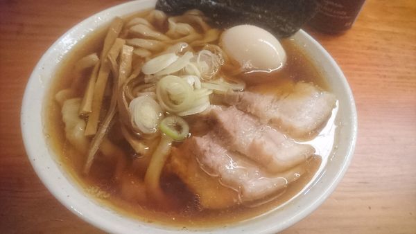 「【月曜限定】特製醤油らーめん」@純手打ち 麺と未来の写真