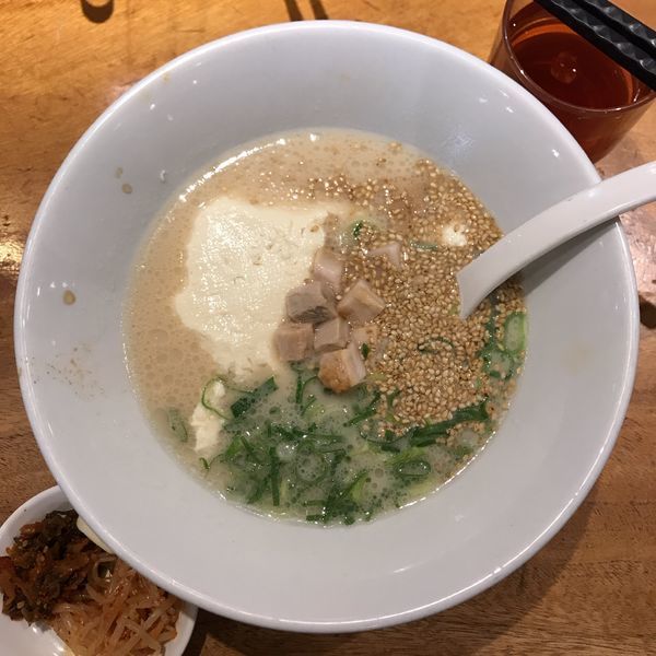 「白丸とんこつ豆腐」@博多一風堂 池袋店の写真