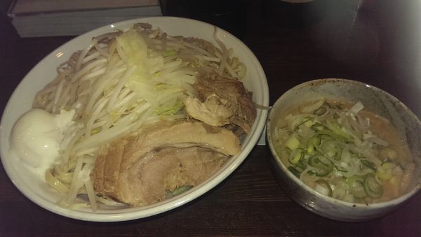 「つけ麺、特盛、ごま」@ちばから 渋谷道玄坂店の写真