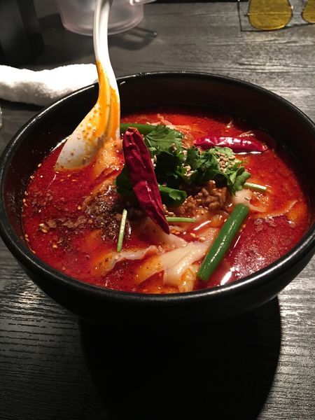 「麻辣麺」@刀削麺 張家 恵比寿店の写真
