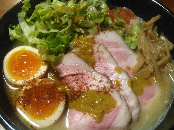 「季節の出汁そば塩（復活の鶏白湯鶴おかバージョン）他」@Handicraft Worksの写真