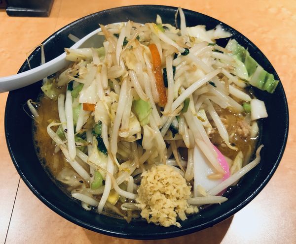 「味噌タンメン（￥850）」@東京タンメン トナリ アトレ上野店の写真