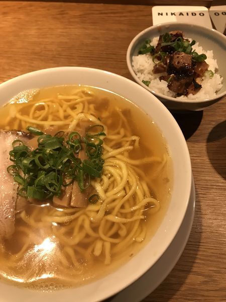 「手もみイリコそば、炙り肉ごはん」@中華そば 二階堂の写真