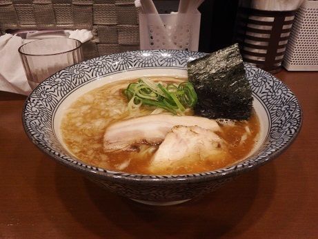 「煮干し中華そば」@青山煮干しラーメン ハレルヤの写真
