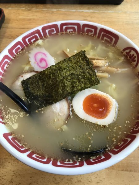 「塩ラーメン+大盛（¥670+¥120）」@神川塩らーめん 桃太郎の写真